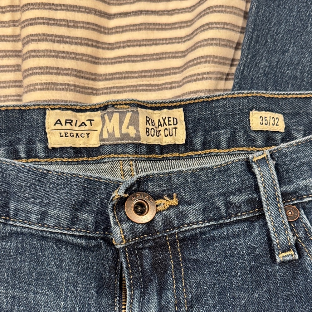 Ariat Men's Relaxed Denim Jeans - Picture 2 of 3